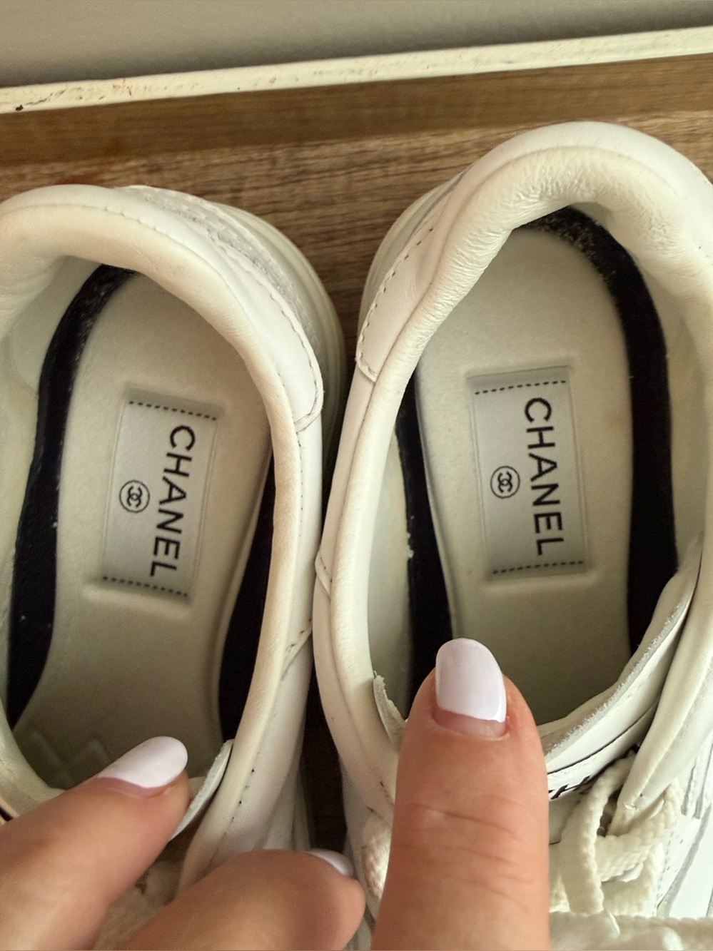 Authentic Chanel CC Logo Calfskin Sneakers 40 White Box - Picture 9 of 13